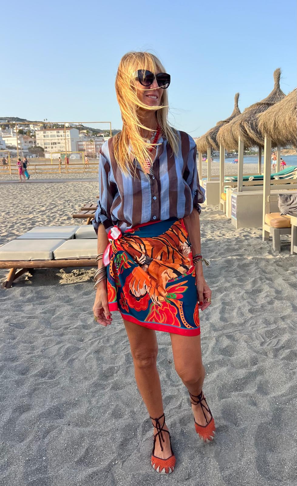 Falda Corta Tigre Flor Azul