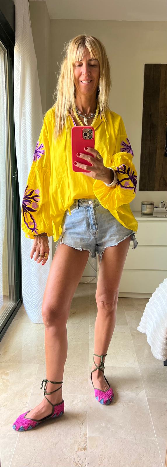 Blusa Flor Amarilla