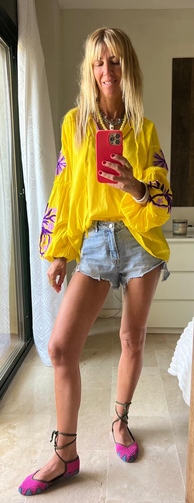 Blusa Flor Amarilla
