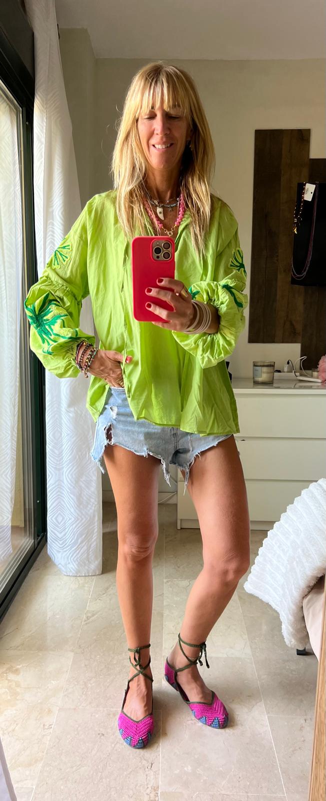 Blusa Flor Verde Manzana