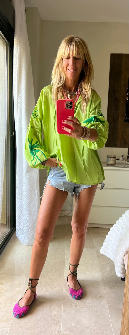 Blusa Flor Verde Manzana