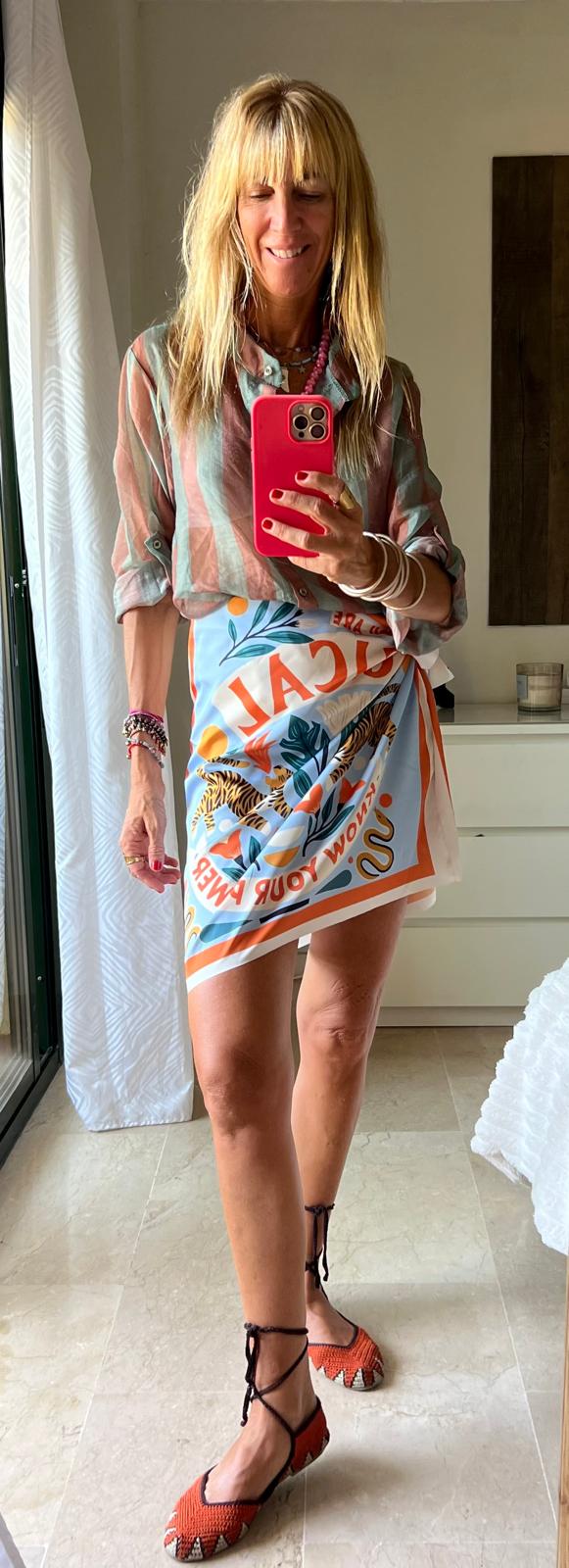 Falda Corta Tigre Know Satén Fino