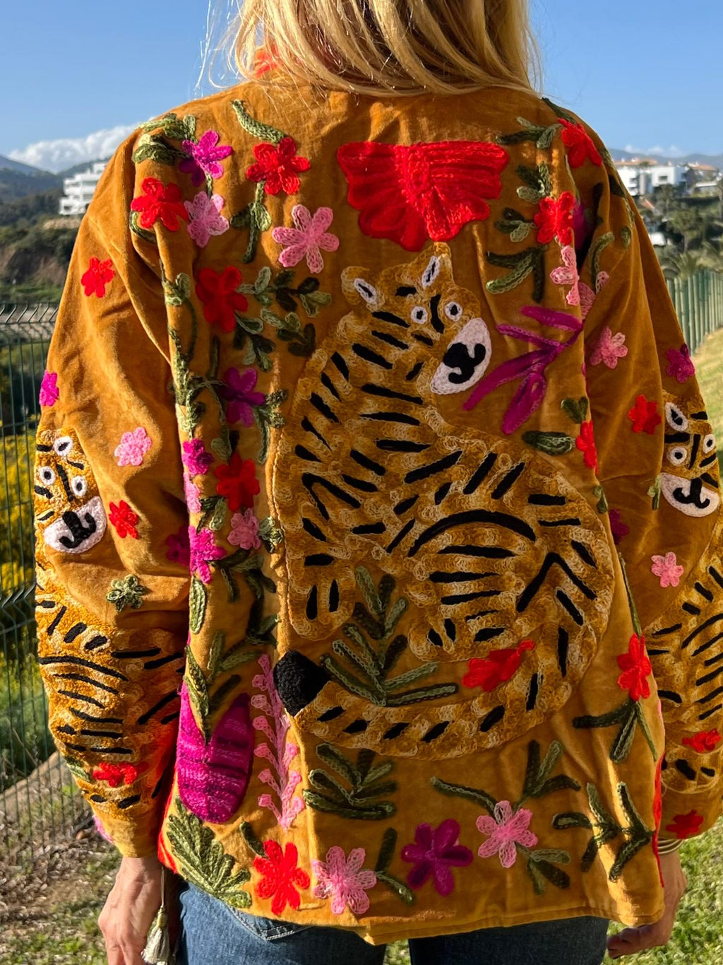 Chaqueta Tigre Dorado